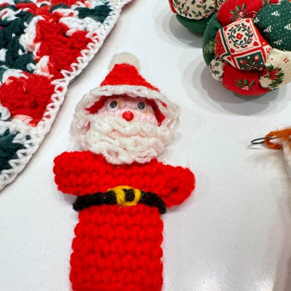 Lot of 10 Handmade Christmas Ornament and Decorations Knit Crochet Cross Stitch - Picture 4 of 9